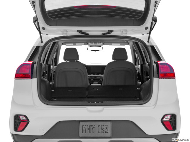 2022 kia niro-plug-in-hybrid cargo area empty