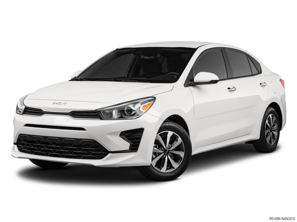 2022 kia rio angled front