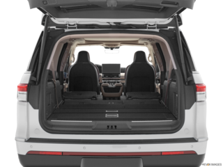 2022 lincoln navigator-l cargo area empty