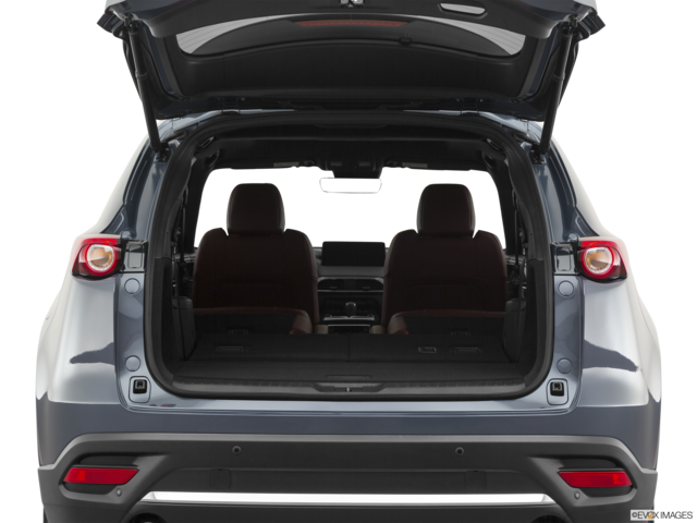 2022 mazda cx-9 cargo area empty
