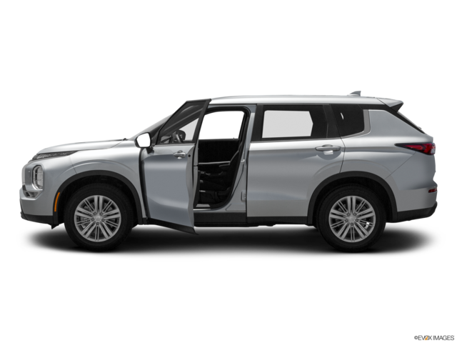2022 mitsubishi outlander side