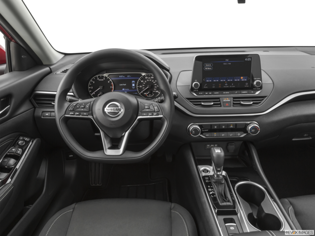 2022 nissan altima dashboard