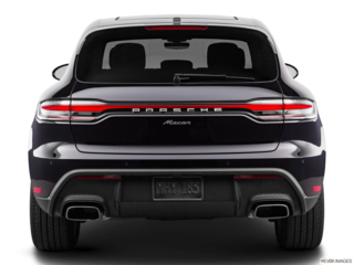 2022 porsche macan back