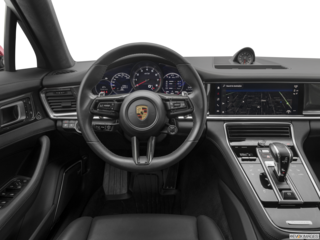 2022 porsche panamera dashboard