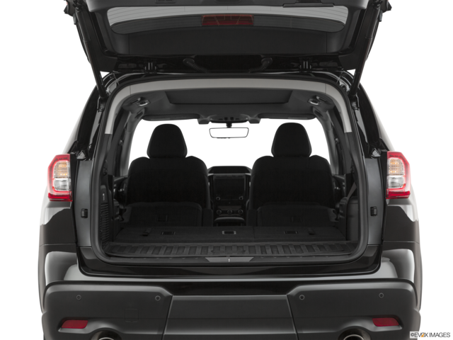 2022 subaru ascent cargo area empty