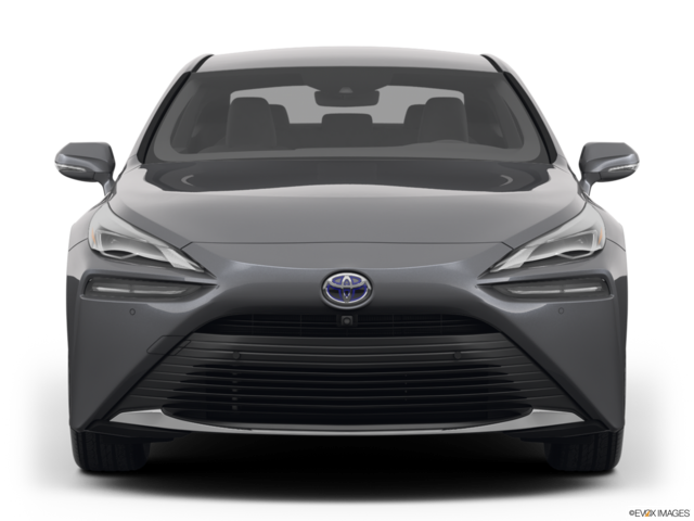 2022 toyota mirai front
