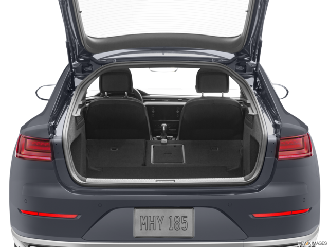 2022 volkswagen arteon cargo area empty