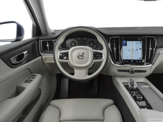 2022 volvo s60 dashboard