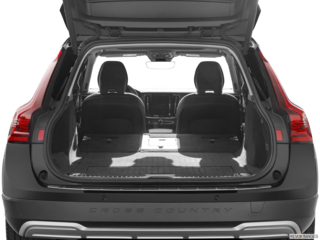 2022 volvo v90-cross-country cargo area empty