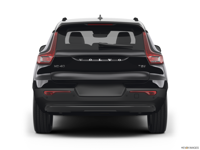 2022 volvo xc40 back