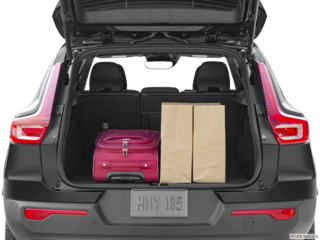 2022 volvo xc40 cargo area with stuff