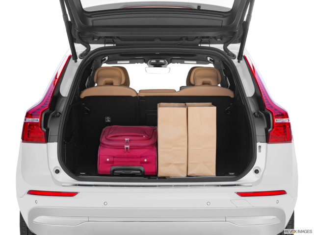 2022 volvo xc60 cargo area with stuff