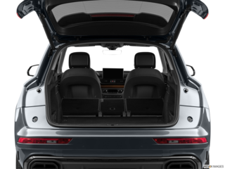 2023 audi q5 cargo area empty