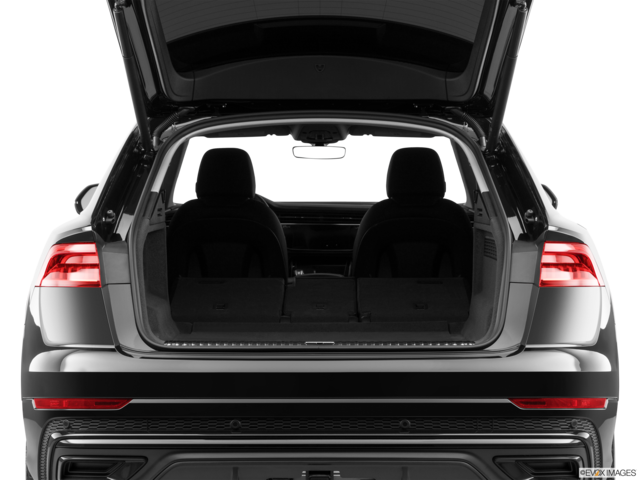 2023 audi q8 cargo area empty
