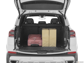 2023 bmw x5 cargo area with stuff