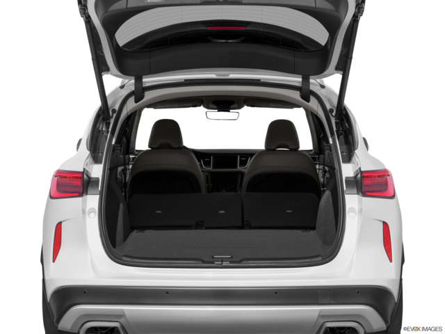 2023 infiniti qx50 cargo area empty