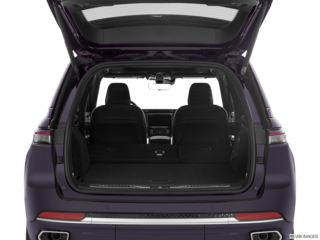 2023 jeep grand-cherokee cargo area empty