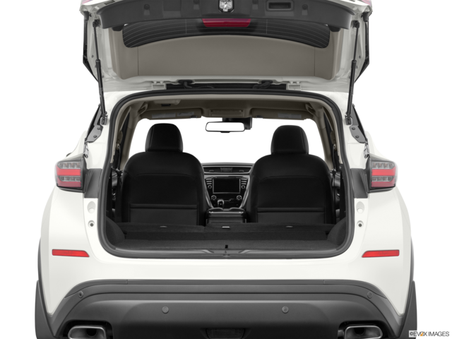 2023 nissan murano cargo area empty