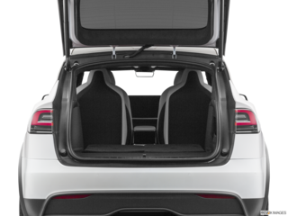 2023 tesla model-x cargo area empty