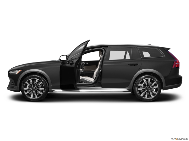 2023 volvo v60-cross-country side