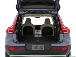 2023 volvo xc40 cargo area empty