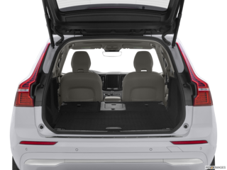 2023 volvo xc60 cargo area empty