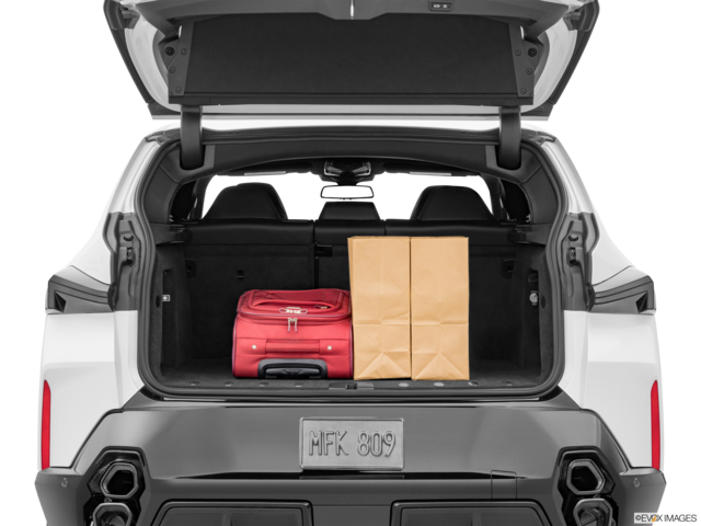 2024 bmw xm cargo area with stuff