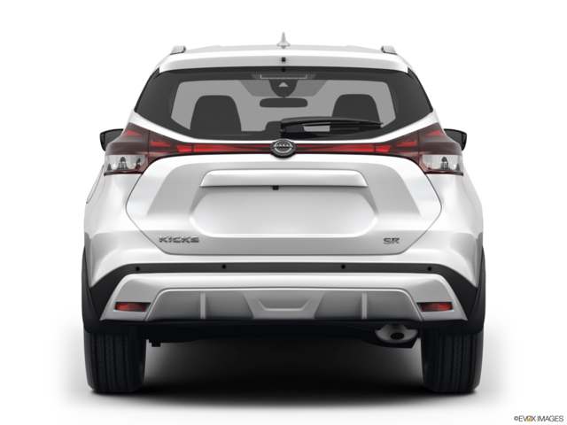 2024 nissan kicks back
