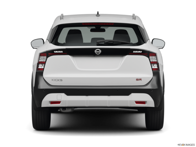2026 nissan kicks back